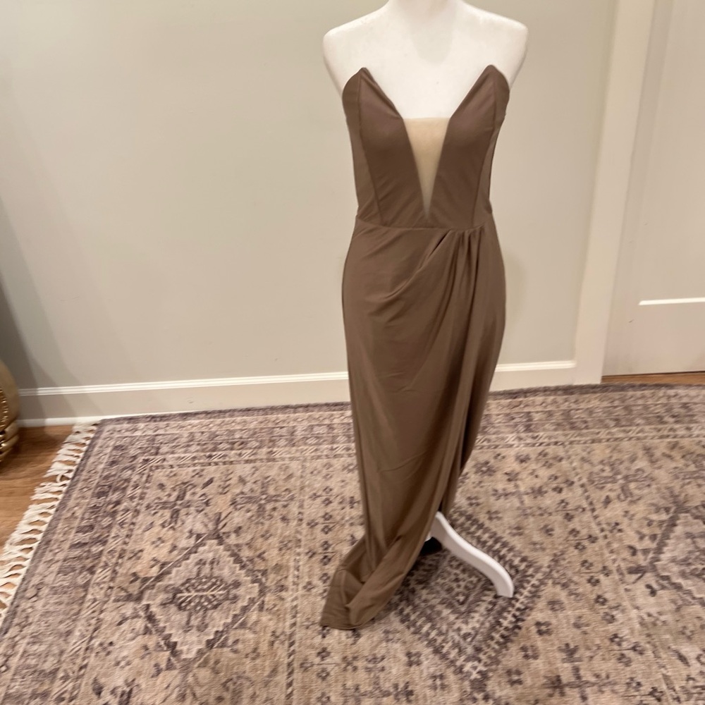 New with tags- never been worn-Michael Costello One Shoulder Brown Dress- size:M - Picture 2 of 11
